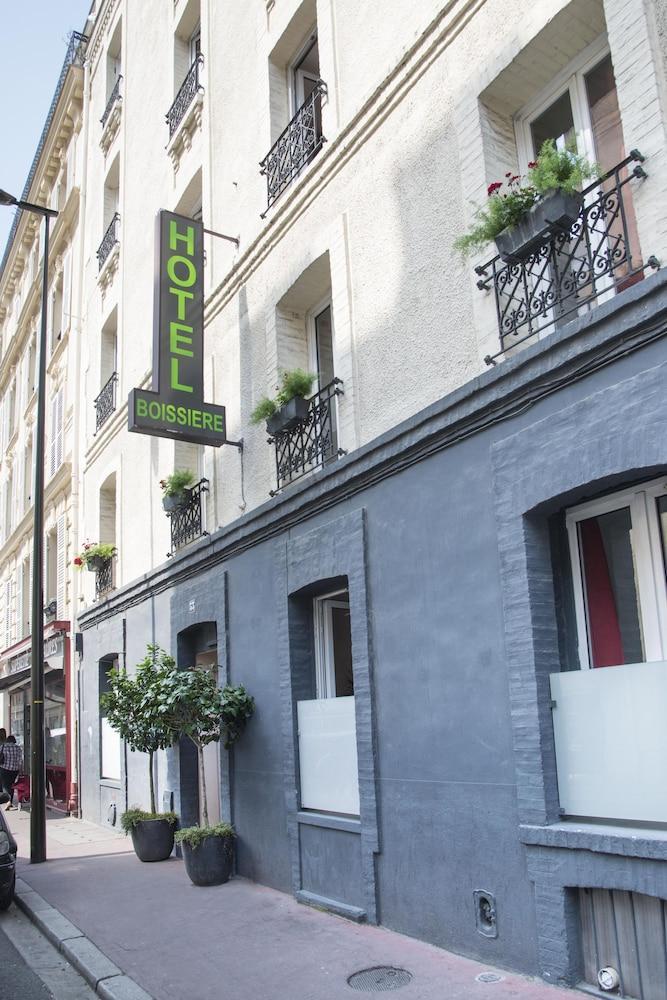 Hotel Biskui Levallois-Perret Exterior photo