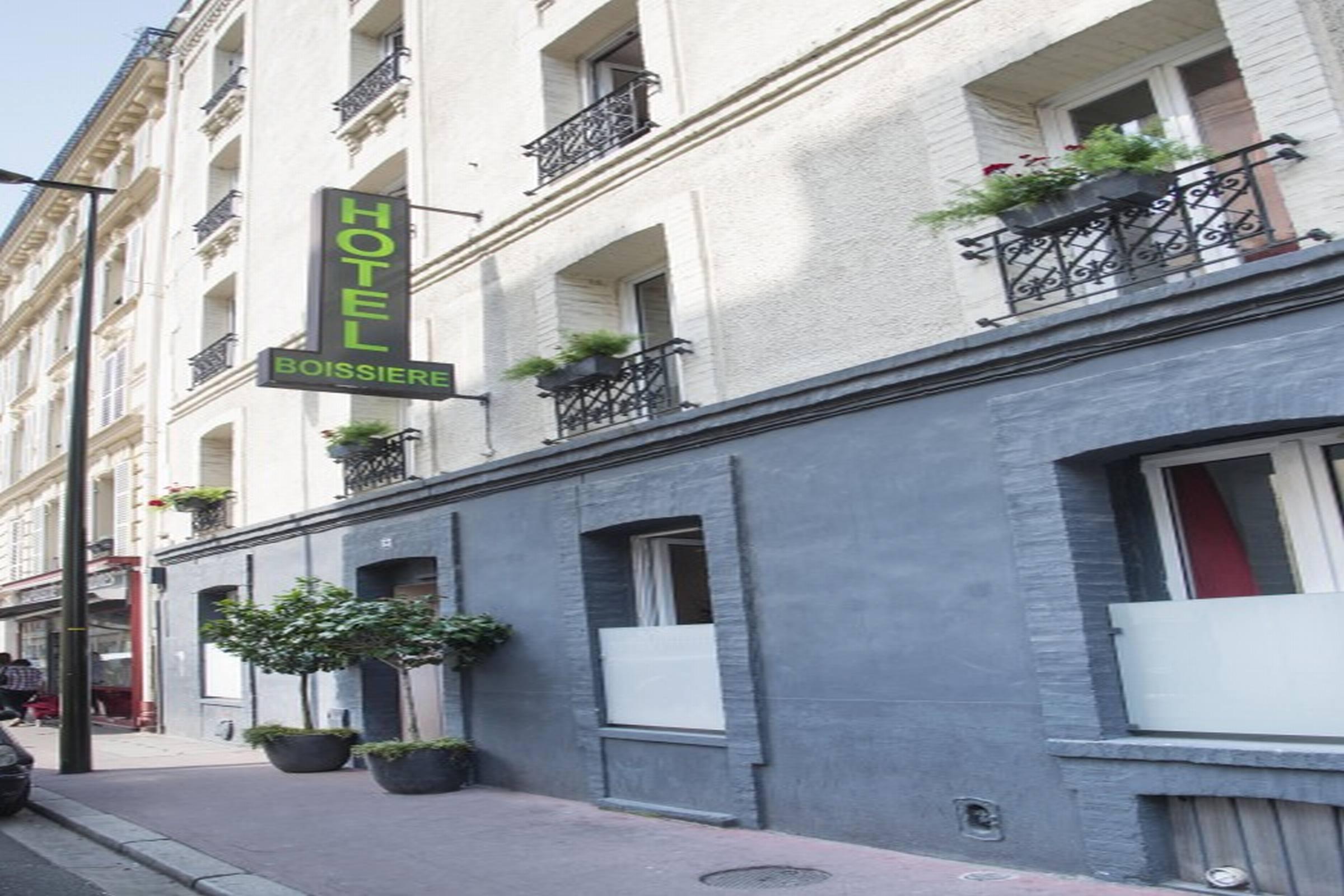 Hotel Biskui Levallois-Perret Exterior photo